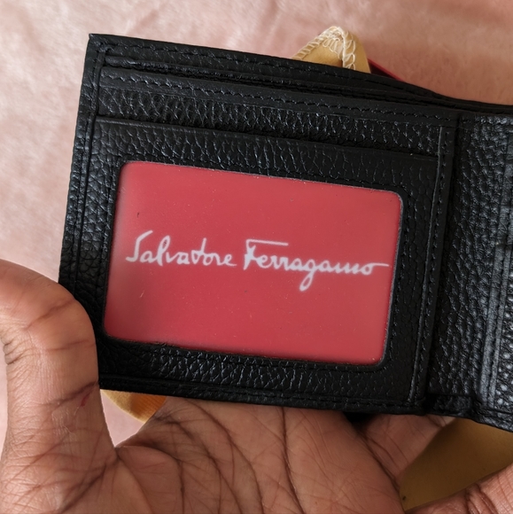 Italian Leather Wallet - Picture 4 of 5